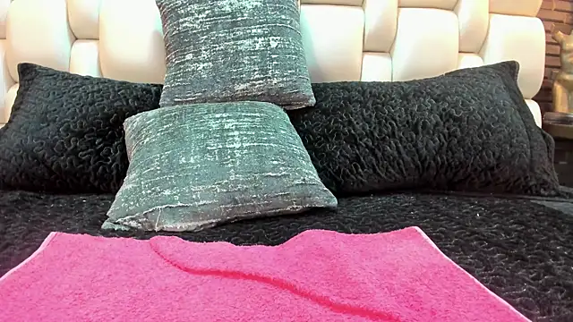 Salo Heaven online show from February 2025 04:47:01 PM