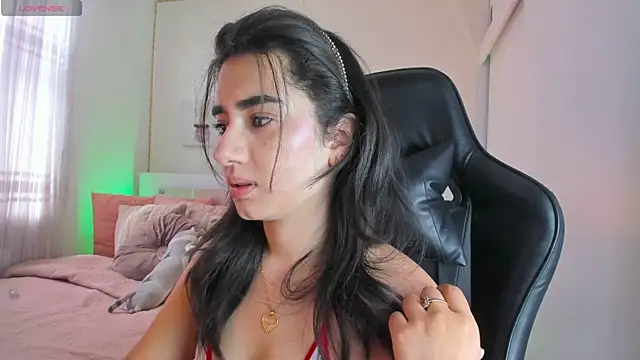 annadu011 online show from January 2025 02:19:01 PM