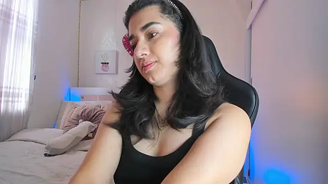 annadu011 online show from February 2025 02:10:01 PM