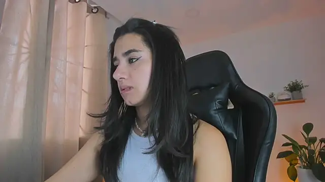 annadu011 online show from March 2026 02:21:01 PM