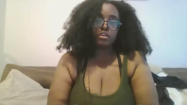 Snapshot of MissCC99 chatting on April 2026 03:17:02 PM MissCC99 online show from April 2026 03:17:02 PM