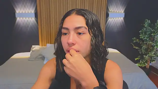 Snapshot of samantha_bss chatting on January 2025 02:42:02 PM samantha bss online show from January 2025 02:42:02 PM