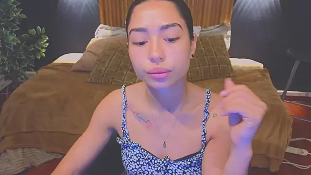 Snapshot of samantha_bss chatting on February 2025 02:15:02 PM samantha bss online show from February 2025 02:15:02 PM