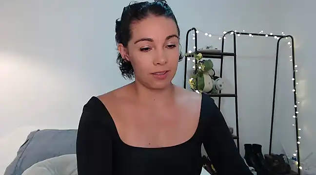 camii 7 online show from January 2025 08:37:02 PM