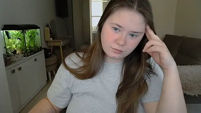 remirann  online show from January 2025 08:30:02 AM