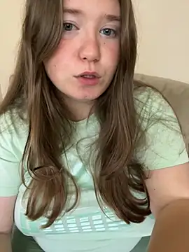 remirann  online show from September 2025 03:56:02 PM