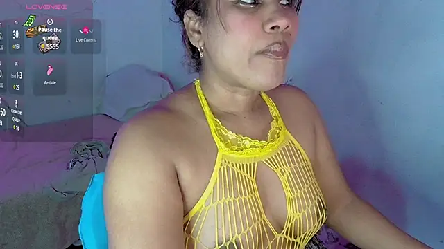 Snapshot of kiarybell__ chatting on February 2025 03:09:01 AM kiarybell online show from February 2025 03:09:01 AM