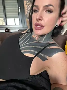 InkedBiitch online show from February 2025 10:17:02 AM
