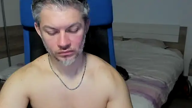 RobbyShawz online show from February 2025 12:16:01 PM