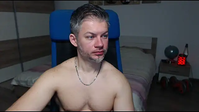 RobbyShawz online show from March 2025 05:57:01 AM