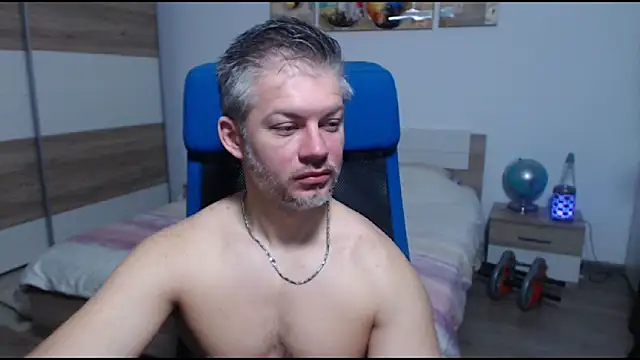 RobbyShawz online show from December 2025 05:16:01 AM