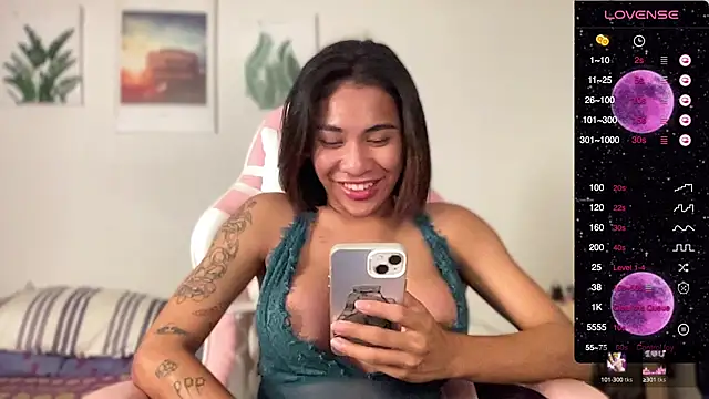 Alaia Pope online show from February 2025 07:30:02 PM