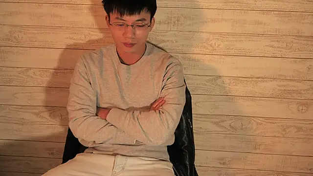 asiahot liam online show from February 2026 12:05:02 PM