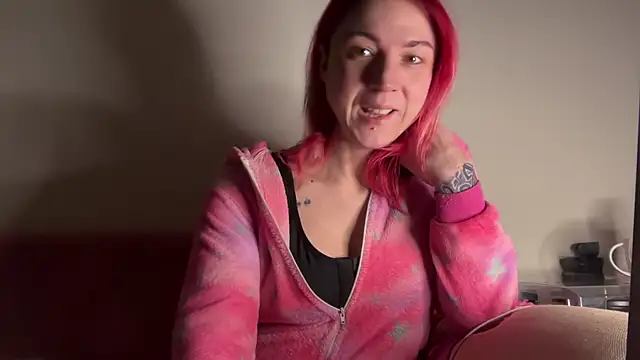 Nikky Divine online show from January 2025 06:19:02 AM