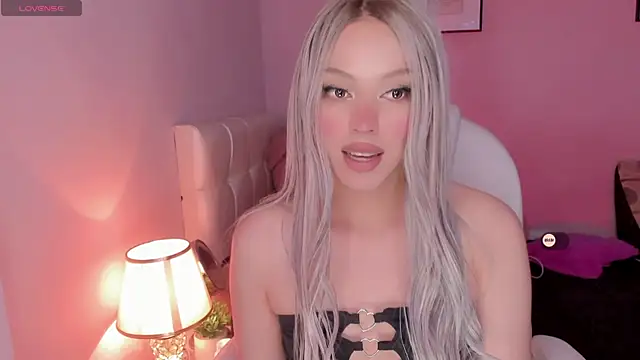 Snapshot of EvaEvangeline chatting on December 2024 03:28:02 AM EvaEvangeline online show from December 2024 03:28:02 AM