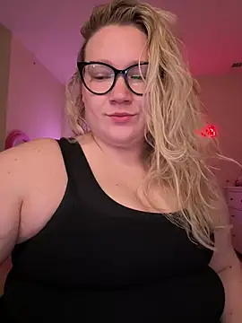 PiggyRose online show from March 2025 12:26:02 AM