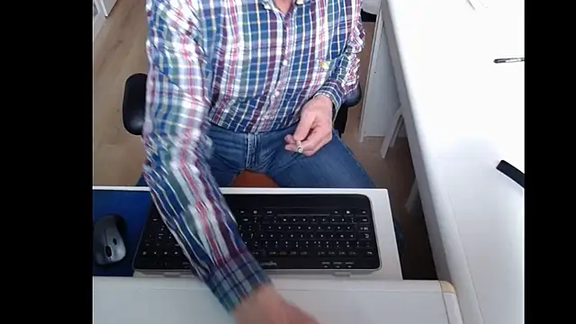 dutchpornking online show from February 2025 02:33:01 PM