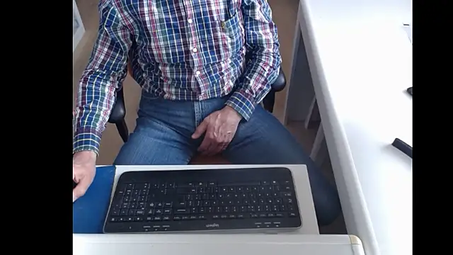 dutchpornking online show from February 2025 03:19:01 PM