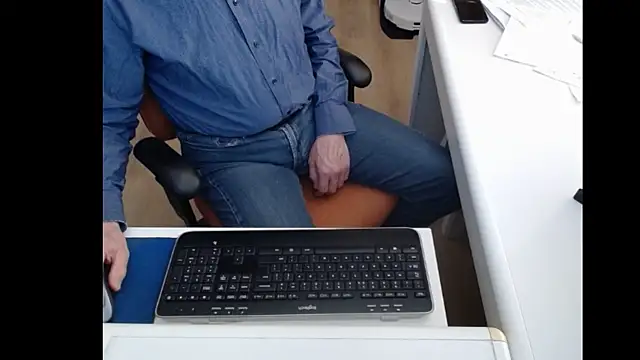 dutchpornking online show from March 2025 03:21:01 PM