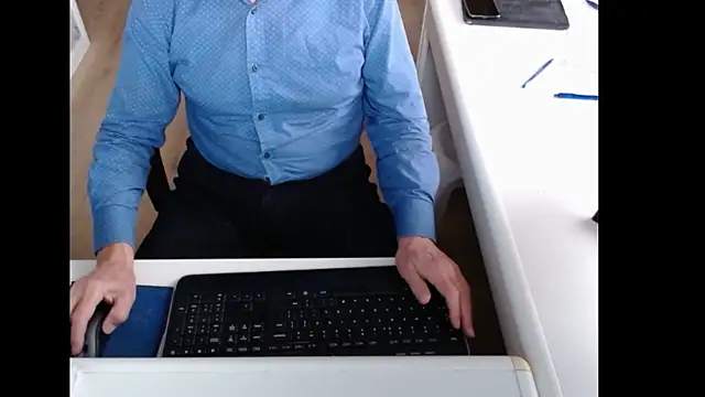 dutchpornking online show from November 2025 07:40:01 AM