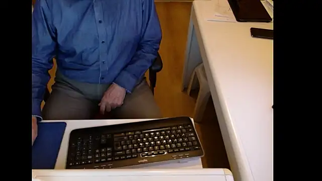 dutchpornking online show from March 2026 07:30:01 PM