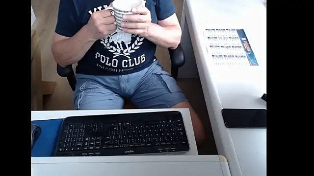 Snapshot of dutchpornking chatting on June 2026 07:00:01 AM dutchpornking online show from June 2026 07:00:01 AM