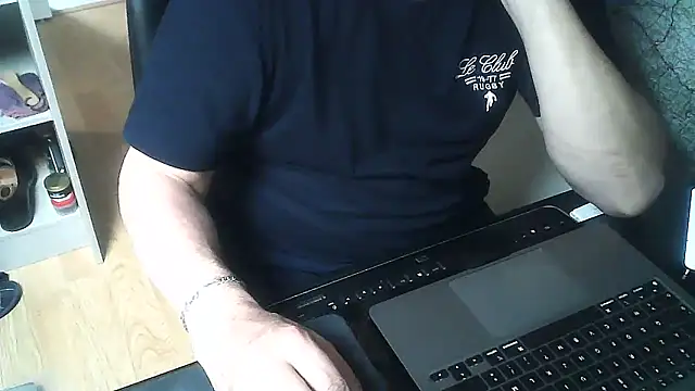 DUDURAxh online show from November 2025 02:15:01 PM