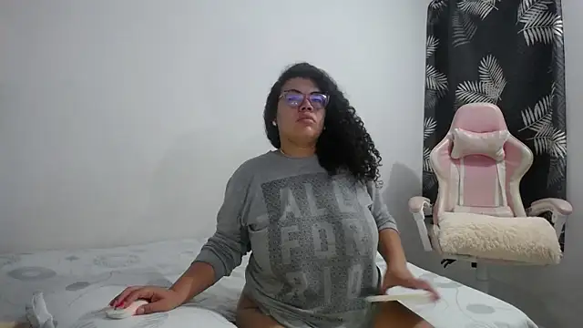 mabigomez00 online show from February 2026 09:23:01 AM