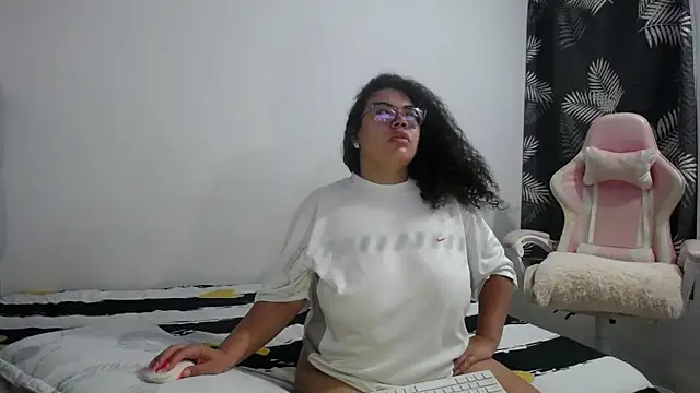 mabigomez00 online show from February 2026 09:04:02 AM