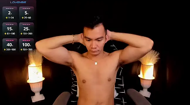 Snapshot of 000batman000 chatting on February 2025 10:47:02 AM 000batman000 online show from February 2025 10:47:02 AM