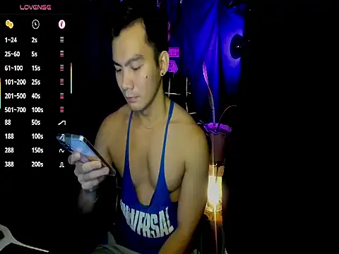 Snapshot of 000batman000 chatting on February 2026 03:02:01 PM 000batman000 online show from February 2026 03:02:01 PM