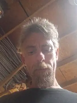 Snapshot of 19JaSon83 chatting on July 2026 07:04:01 AM 19JaSon83 online show from July 2026 07:04:01 AM