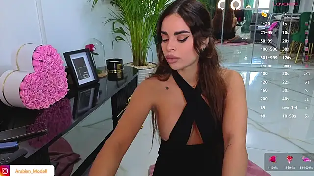 Snapshot of Arabian_beauty chatting on October 2025 09:41:02 AM Arabian beauty online show from October 2025 09:41:02 AM