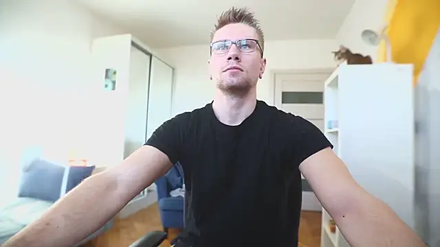 kevin-park online show from February 2026 08:22:01 AM