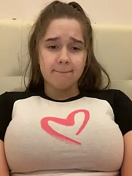 HornyGirlH online show from February 2025 11:14:02 PM