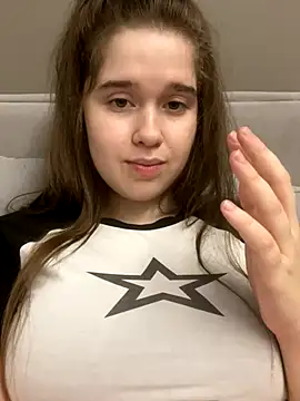 HornyGirlH online show from November 2025 11:32:02 PM