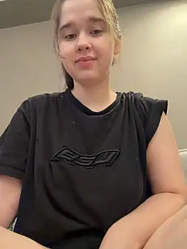 HornyGirlH online show from March 2026 05:35:02 AM