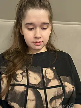 HornyGirlH online show from April 2026 12:08:02 AM