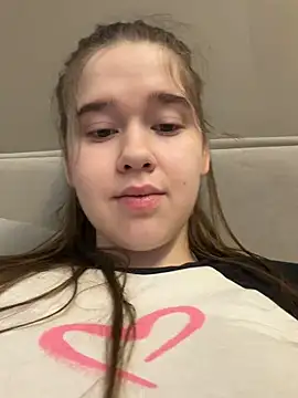Snapshot of HornyGirlH chatting on May 2026 05:56:01 AM HornyGirlH online show from May 2026 05:56:01 AM