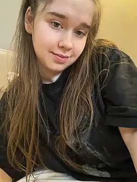 Snapshot of HornyGirlH chatting on June 2026 07:50:02 AM HornyGirlH online show from June 2026 07:50:02 AM