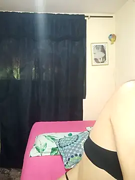 iamemmablake online show from November 2025 05:29:02 PM