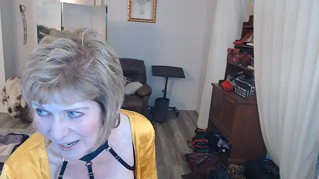SindeeDix online show from July 2026 11:07:02 PM