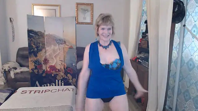 SindeeDix online show from August 2026 10:30:01 PM