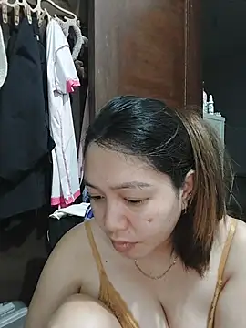 MissKitty31 online show from July 2026 05:27:02 AM