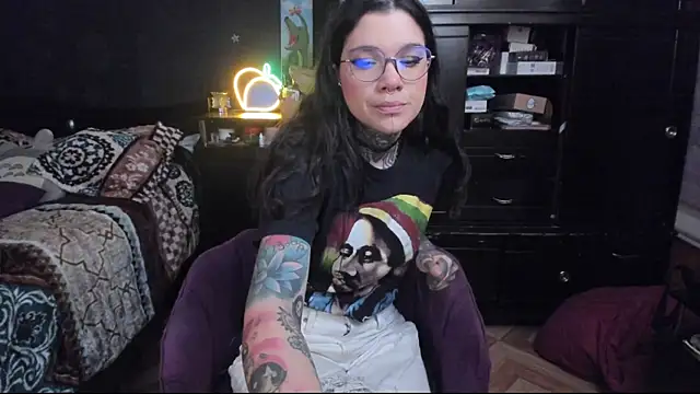 Lilmarieee online show from January 2025 10:01:01 PM