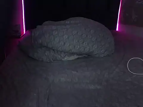 danypalmer online show from March 2025 06:53:02 AM