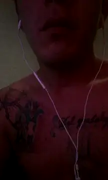 Snapshot of landy20cm chatting on December 2024 08:38:02 AM landy20cm online show from December 2024 08:38:02 AM