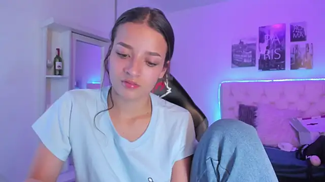 Snapshot of Amaia_Daniells chatting on December 2024 07:41:01 AM Amaia Daniells online show from December 2024 07:41:01 AM