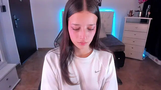 Snapshot of Amaia_Daniells chatting on February 2025 04:24:02 AM Amaia Daniells online show from February 2025 04:24:02 AM