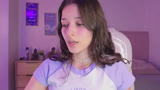 Snapshot of Amaia_Daniells chatting on November 2025 03:51:02 AM Amaia Daniells online show from November 2025 03:51:02 AM